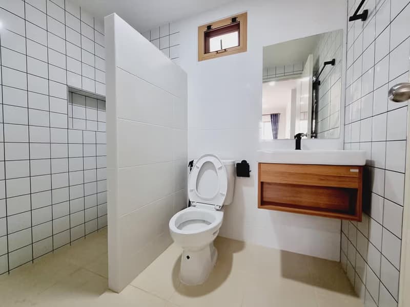 4 Bed House for Rent in Hang Dong