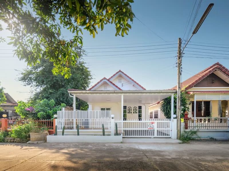 House for Sale in Tha Wang Tan, Saraphi.