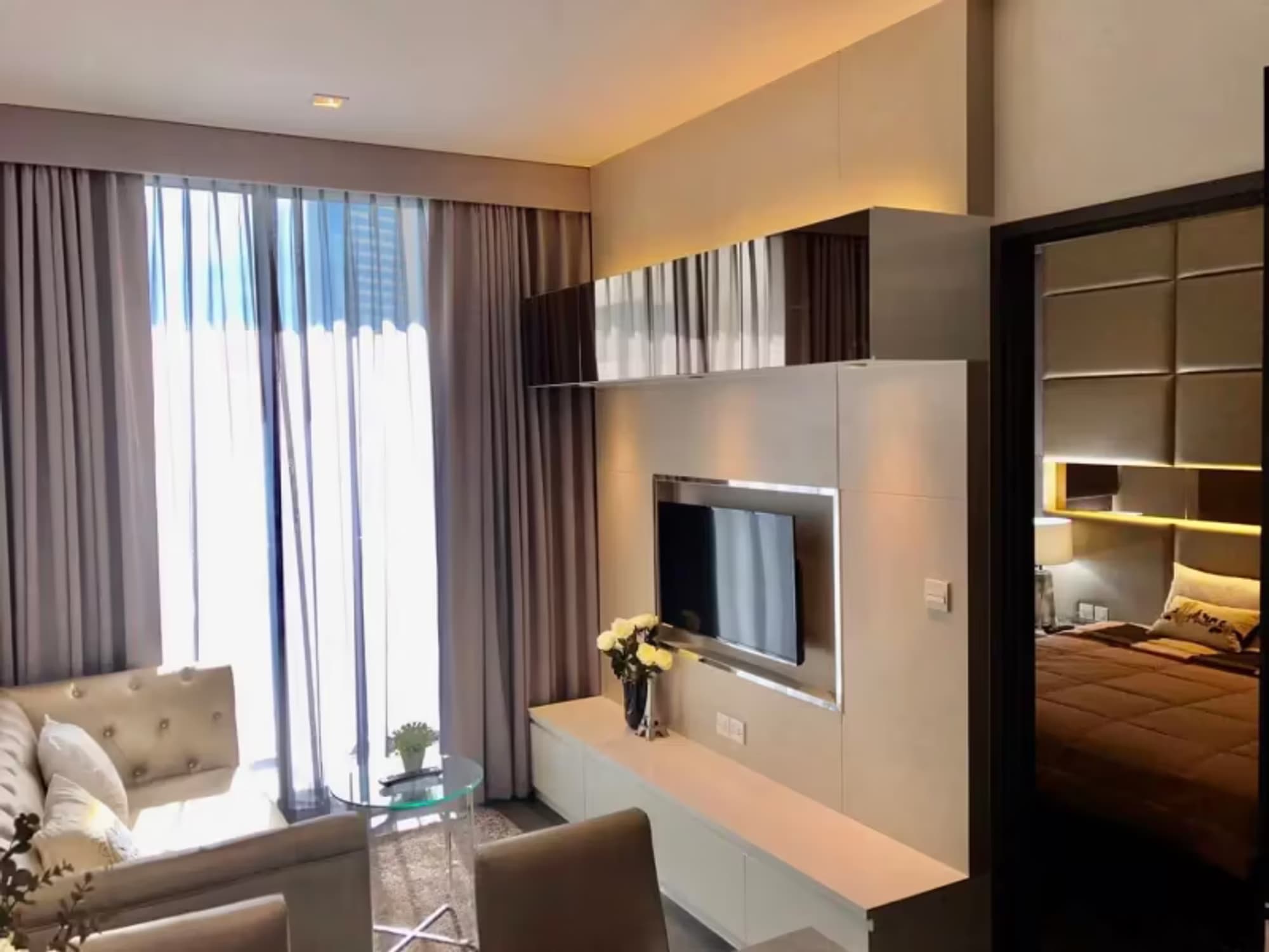 1 Bedroom Condo - Image 1