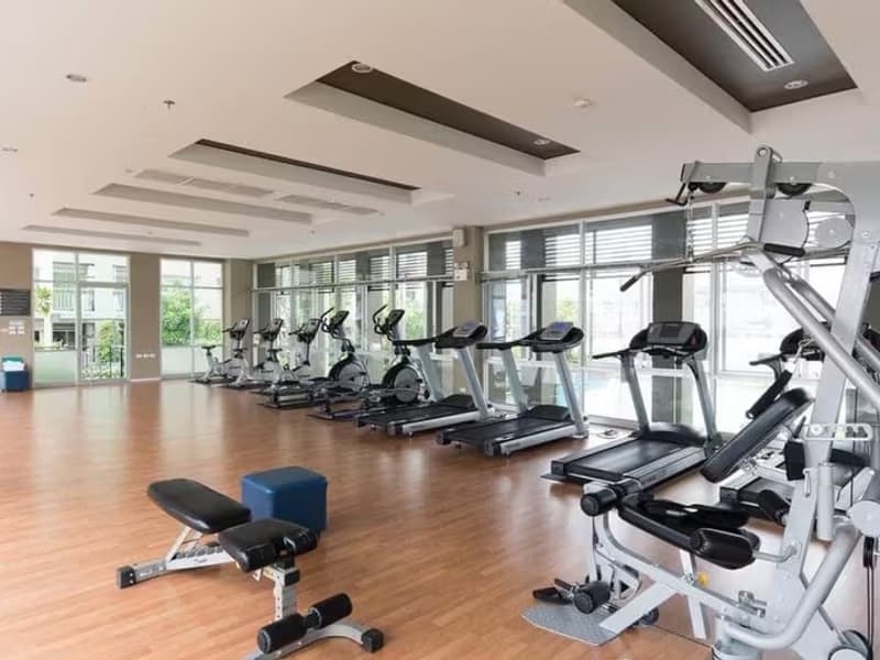 1 Bedroom Condo