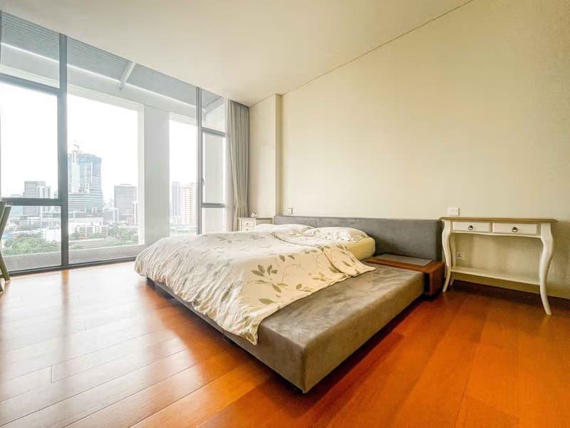 3 Bed Condo for Sale in Sathon