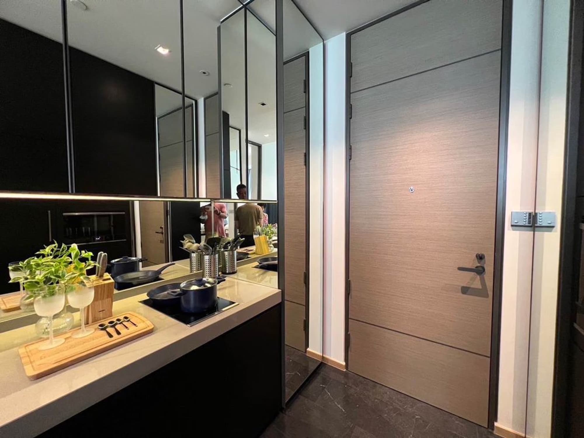 1 Bed Condo for Rent  Near Chit Lom BTS - Image 4