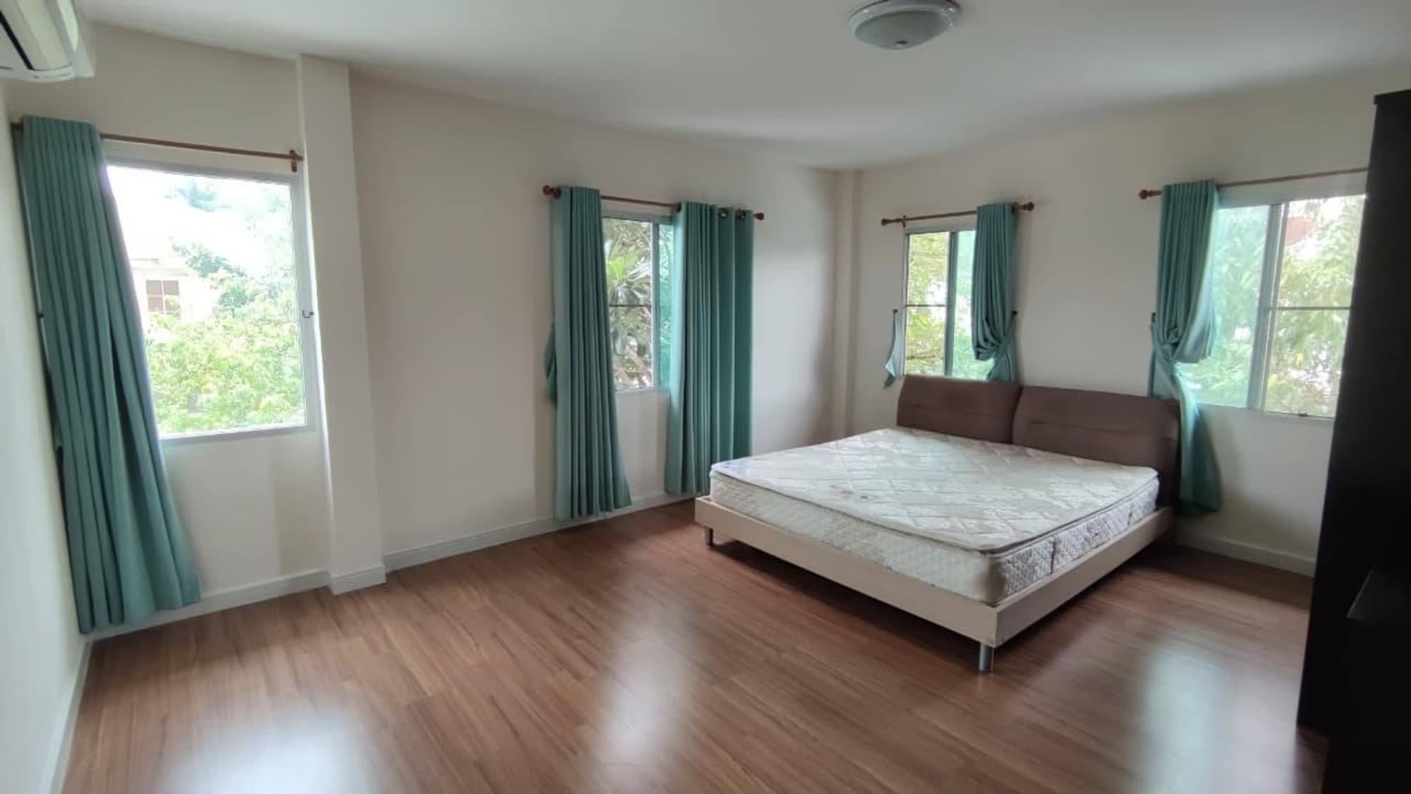 5 ห้องนอน บ้าน สำหรับ ขาย ใน San Sai - Image 9