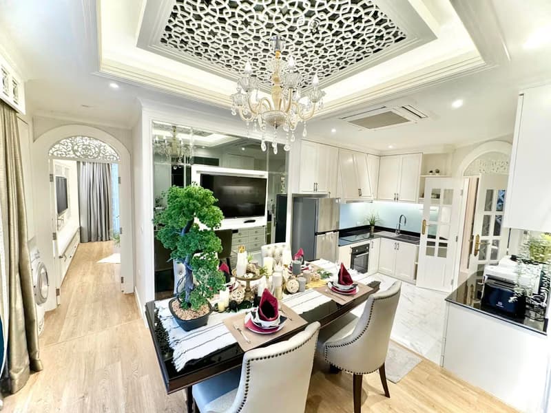 2 Bed Condo for Rent and Sale in Khlong Toei