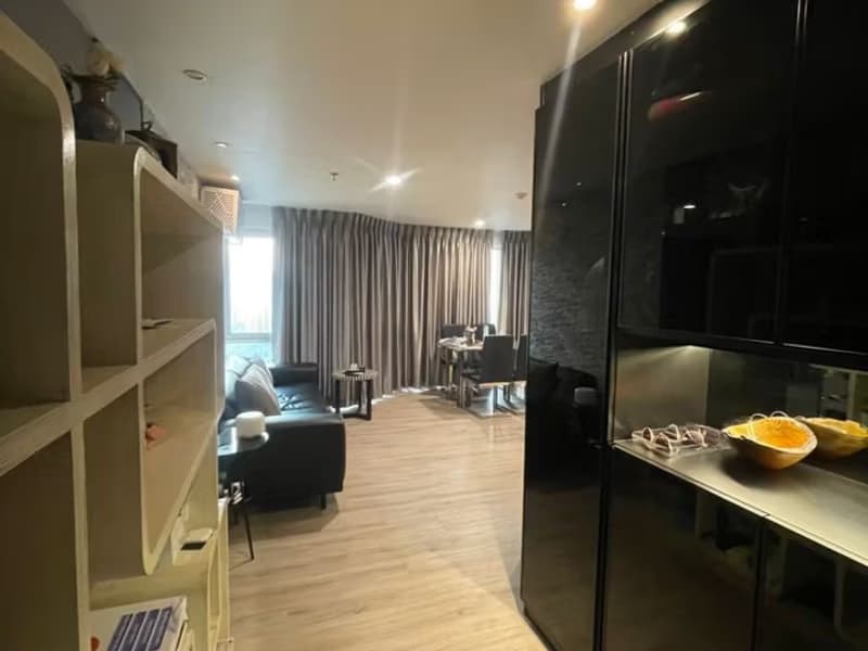 Sukhumvit Suites
