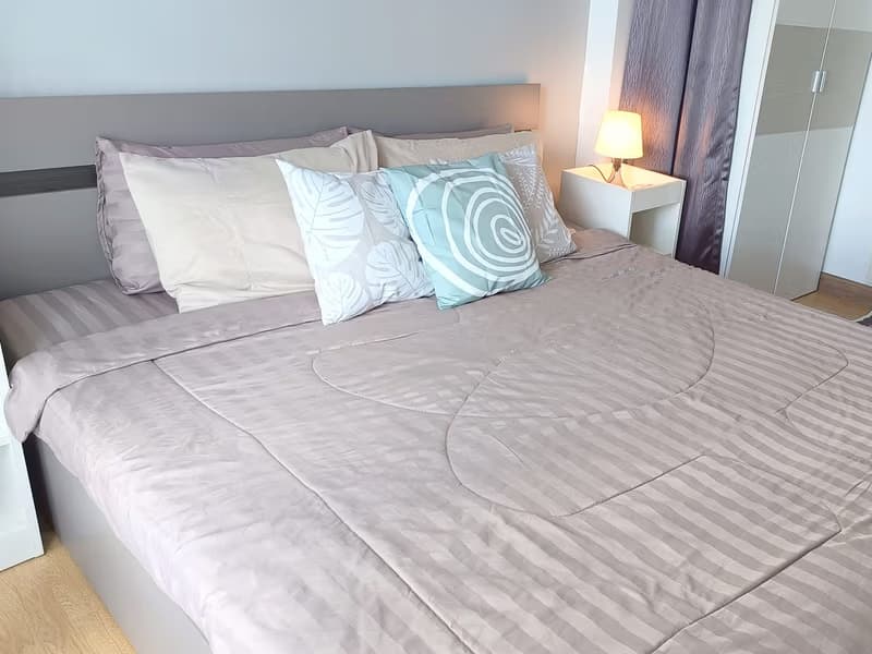 1 Bedroom Condo