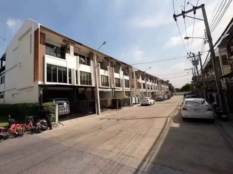 3 Bedroom House for Rent at The Private Sukhumvit 97/1 
