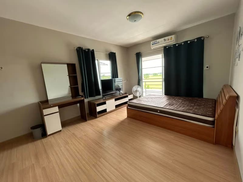 3 Bed House for Rent and Sale in San Kamphaeng