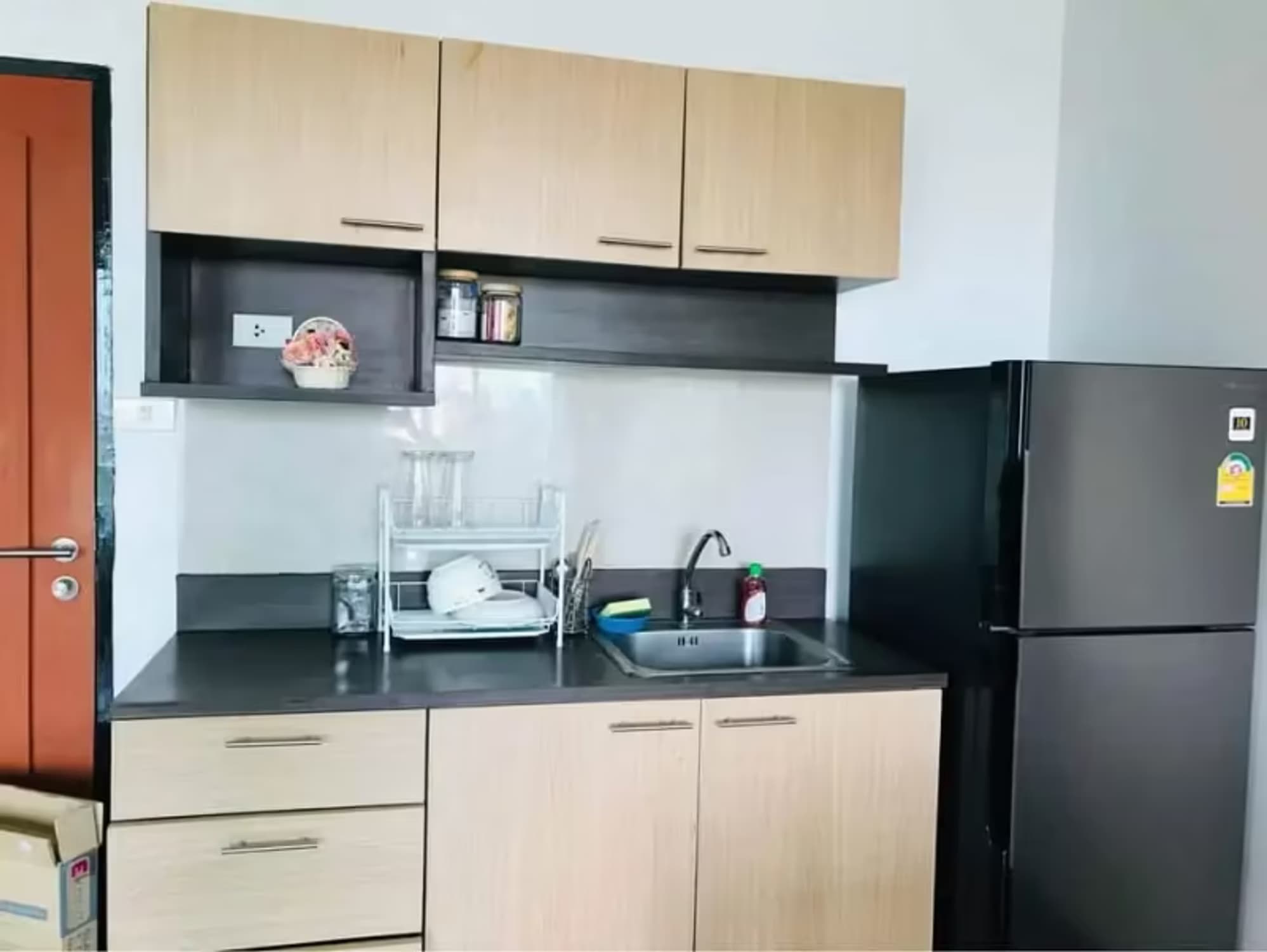 1 Bedroom Condo - Image 4