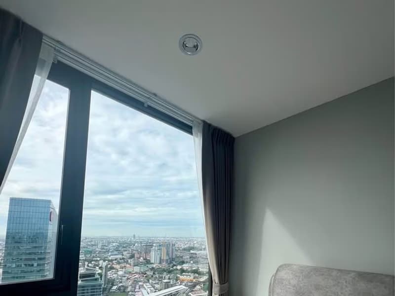 2 Bed Condo for Rent in Phra Khanong