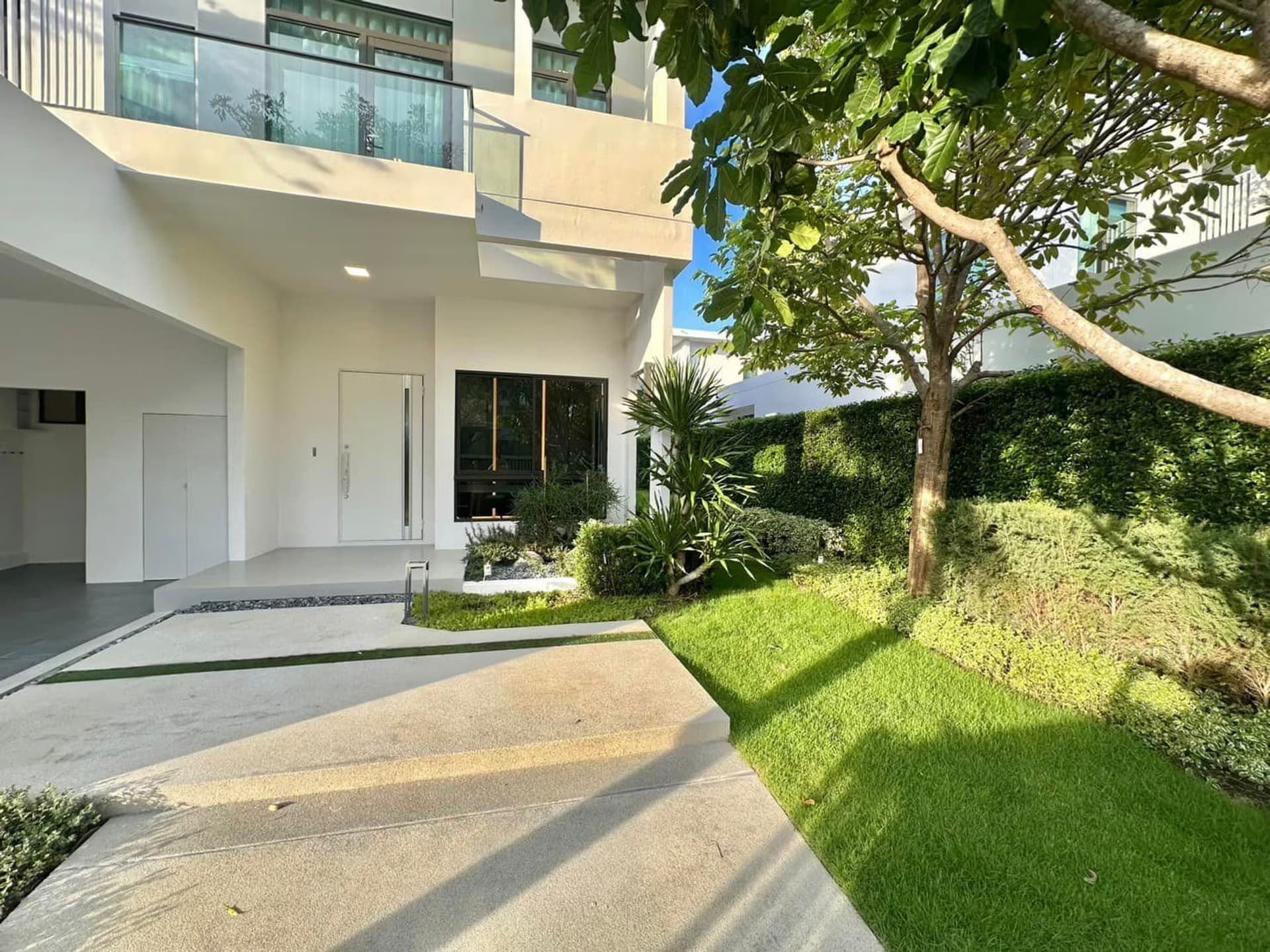 4 Bed House for Rent in undefined - Image 15