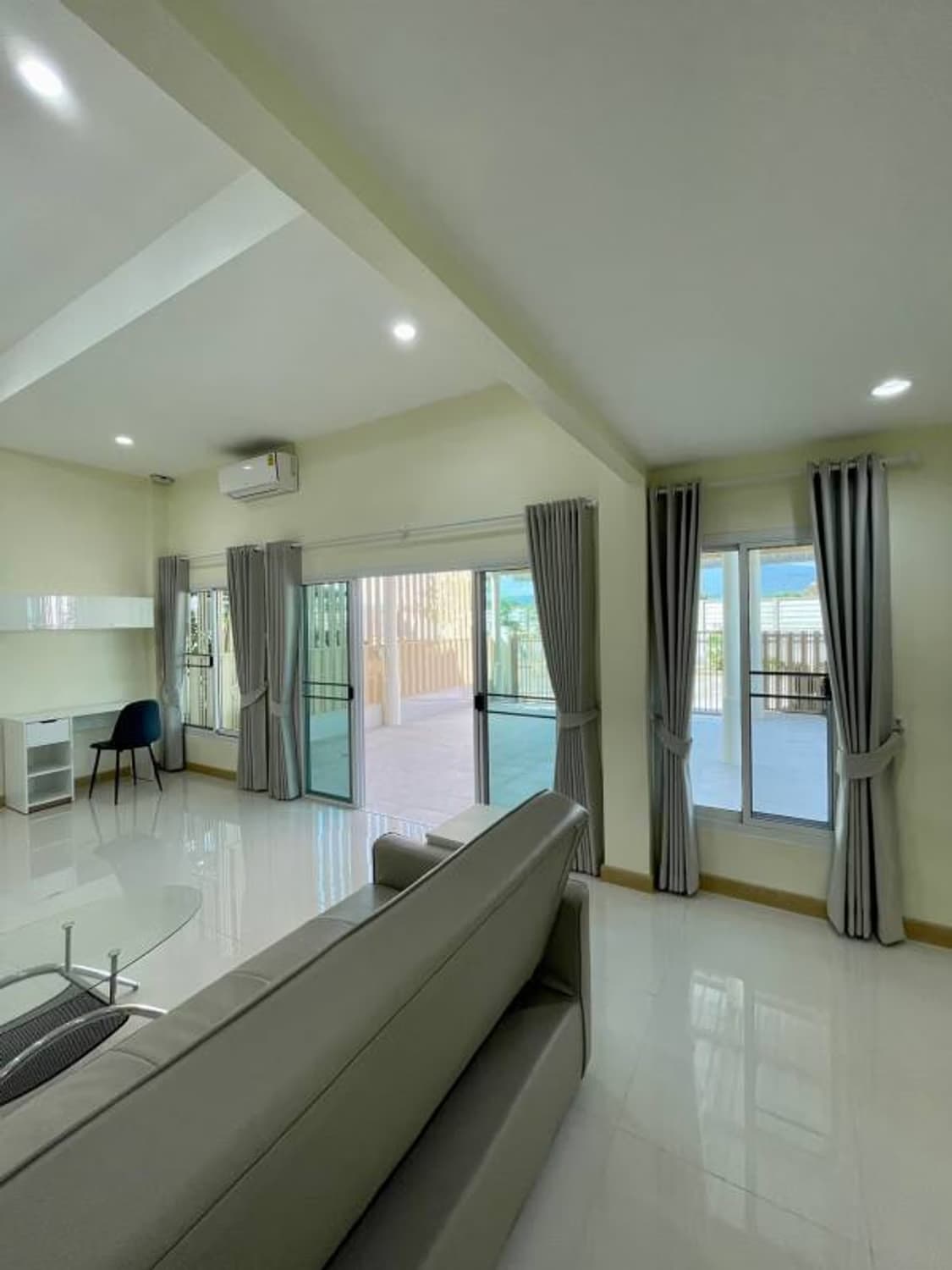 Townhome for rent/sale - Image 21