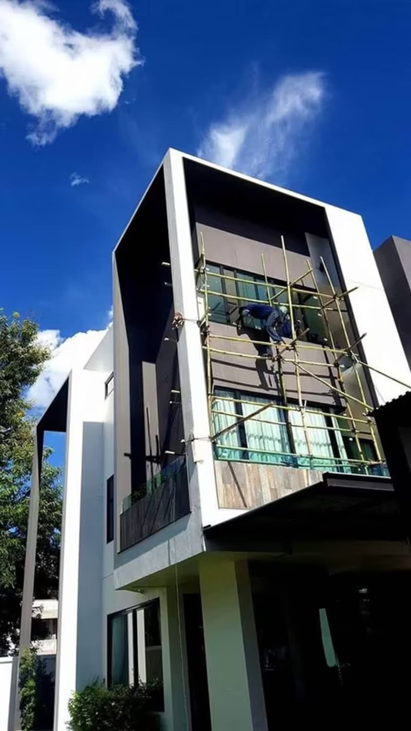 House for Sale in Ban Waen, Hang Dong. - Image 2