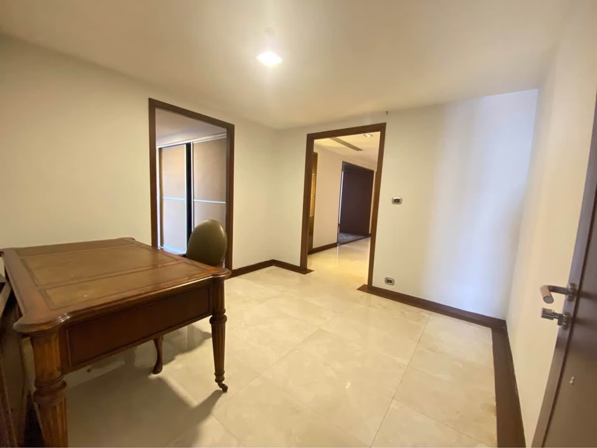 3 Bed Condo for Rent and Sale in Watthana - Image 12