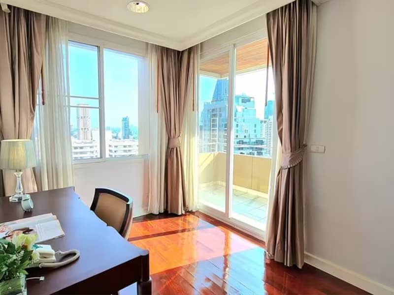 4 Bedroom Condo
