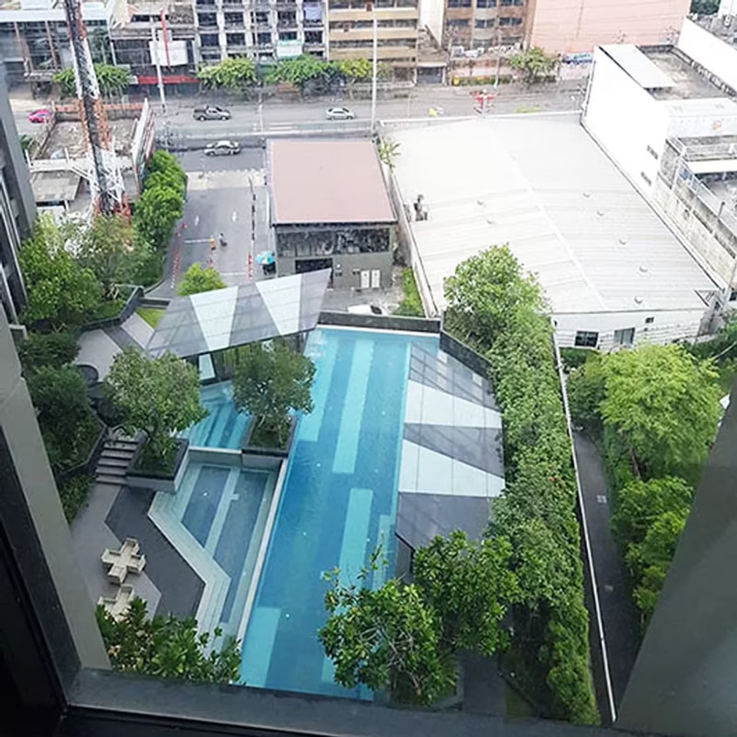 Studio for Rent/Sale in Huai Khwang - Image 4