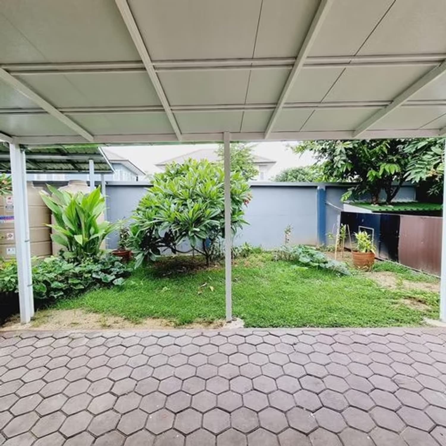 4 Bedroom House - Image 30