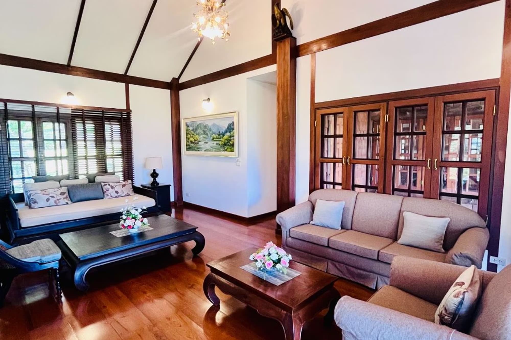 Swiss Style house for rent - 3 bedrooms, 4 bathrooms, surrounded by nature and stunning views - Image 32