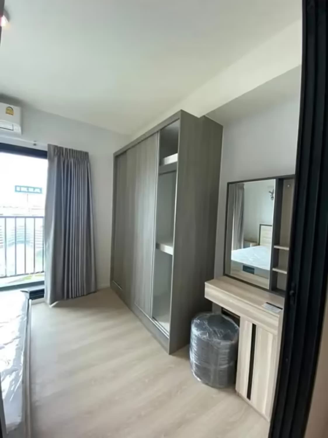 1 Bedroom Condo - Image 6
