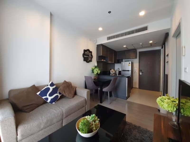 1 Bed Condo for Rent and Sale in Khlong San