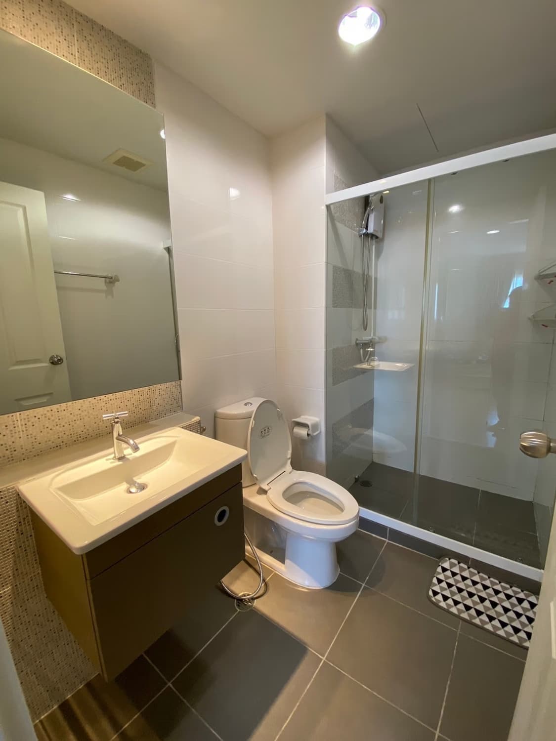 Condo for Rent at The Link Vano 64 - Image 6
