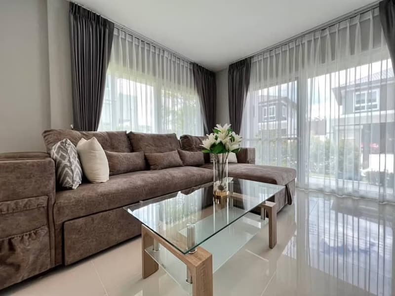 3 Bed House for Rent in San Kamphaeng