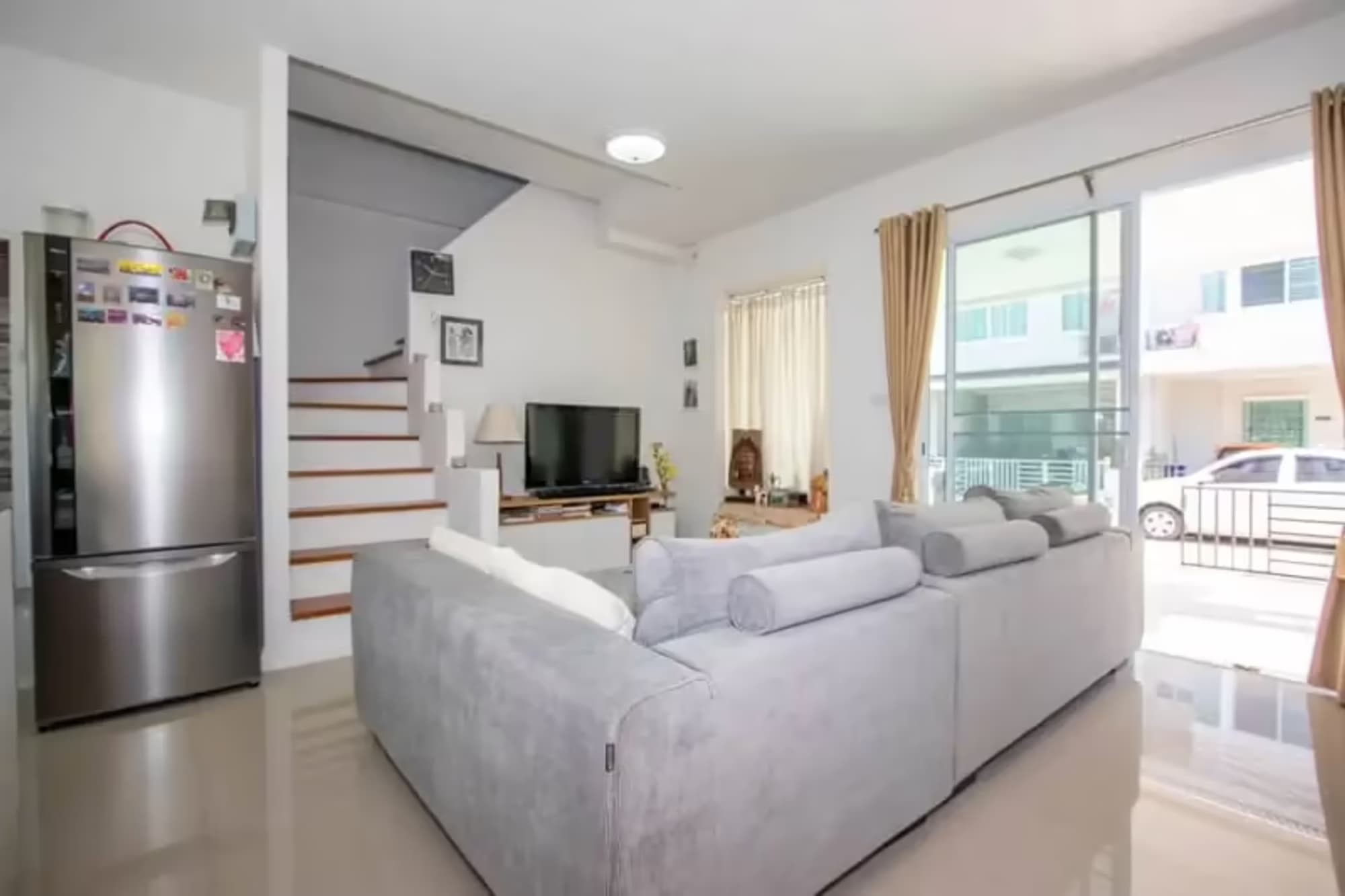 3 Bedroom House - Image 4