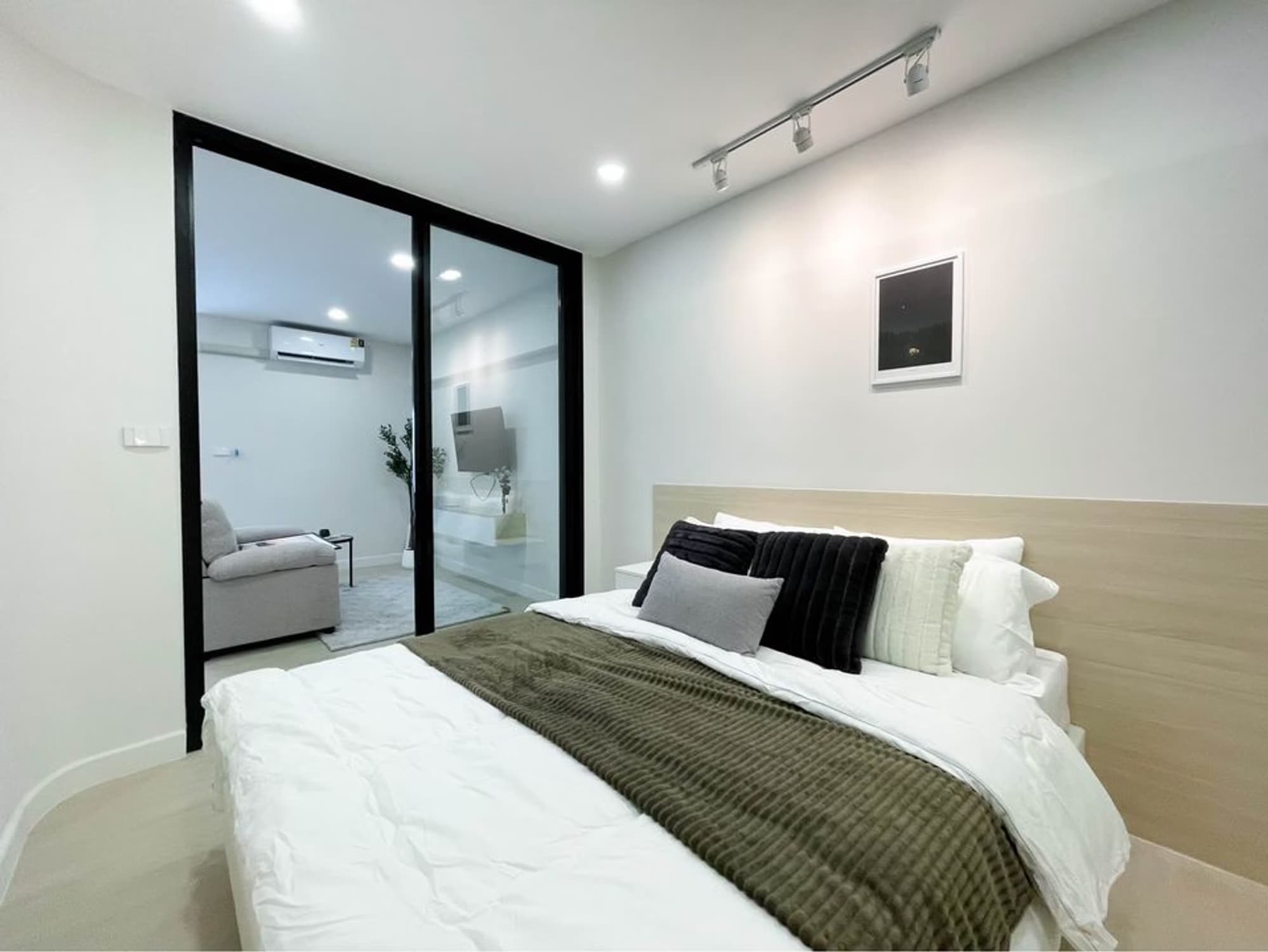 1 Bed Condo for Sale in Mueang Chiang Mai - Image 6