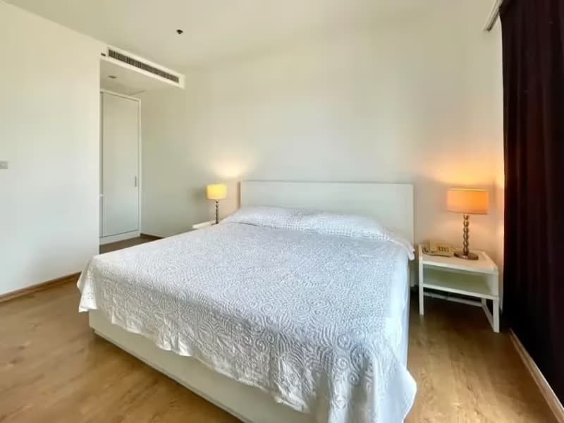 1 Bedroom Condo