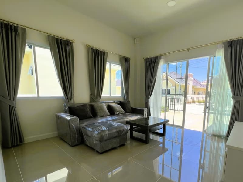 2 Bedroom House