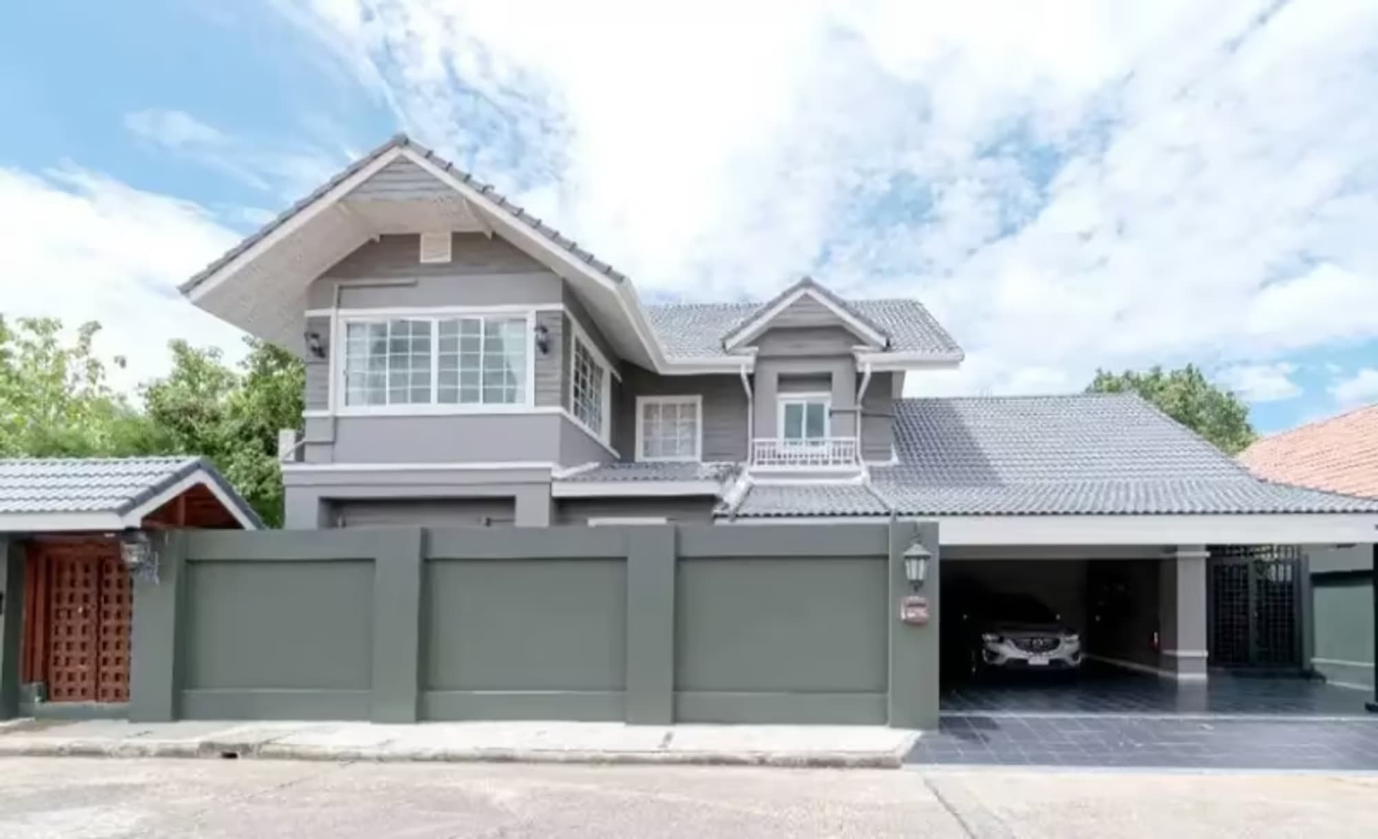 4 Bedroom House - Image 6