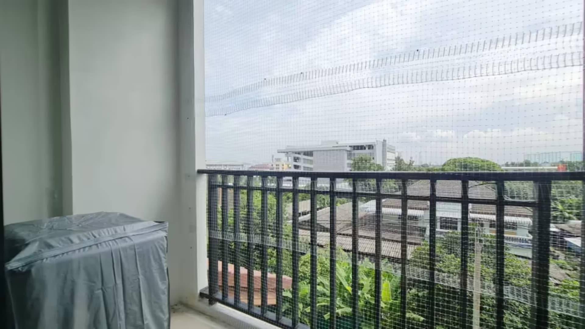 1 Bedroom Condo - Image 8