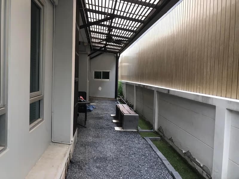 5 Bed House for Rent and Sale in Prawet
