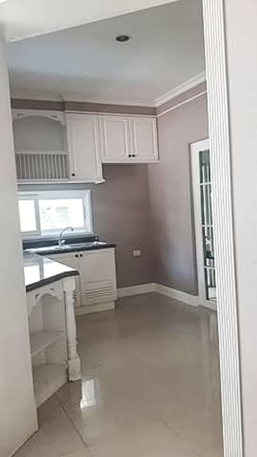 4 Bedroom House - Image 6