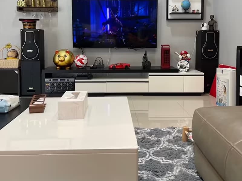 7 Bedroom House