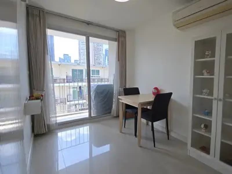 1 Bed Condo for Rent in Watthana