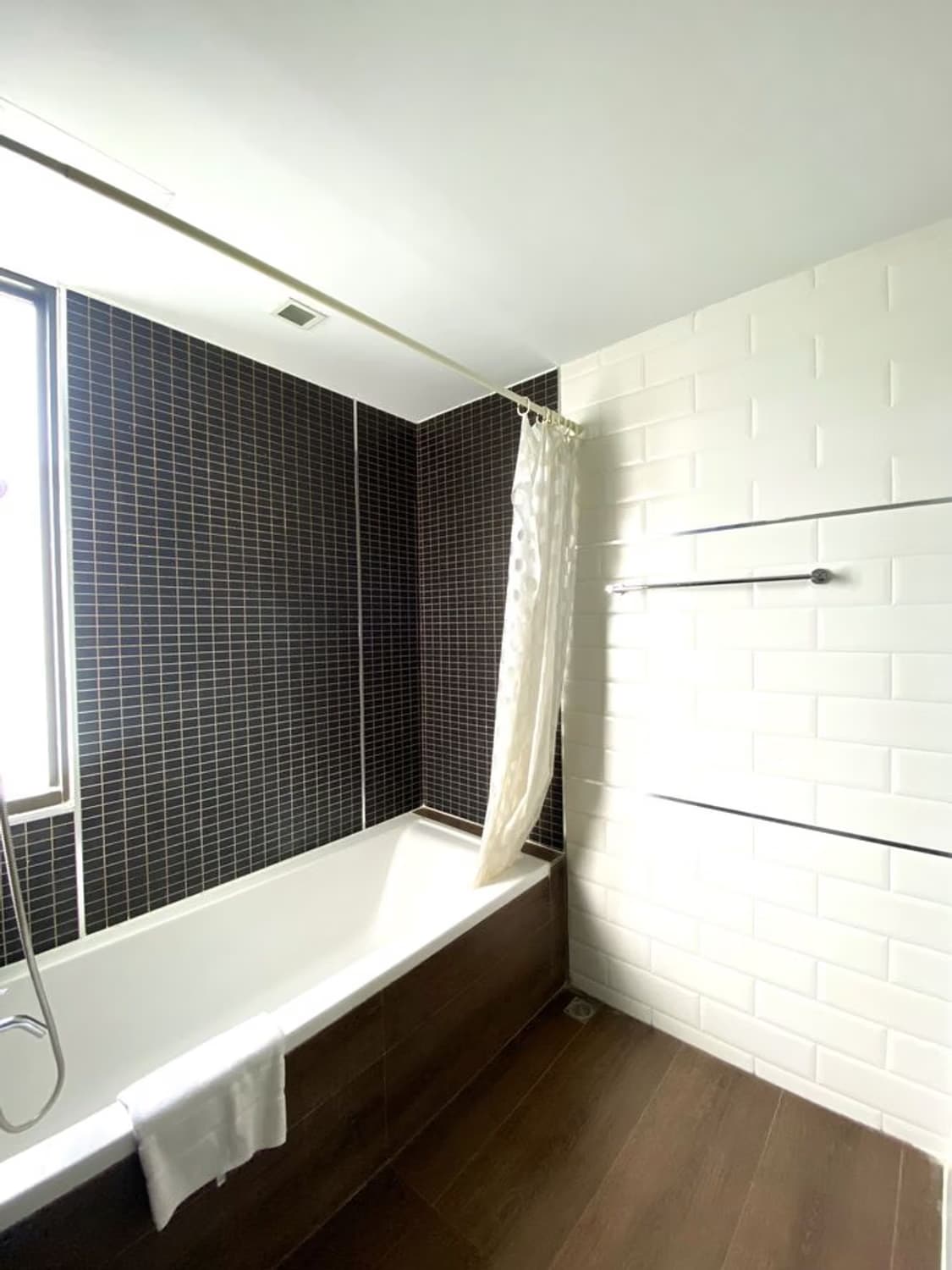 1 Bed Condo for Rent in Khlong Toei - Image 7
