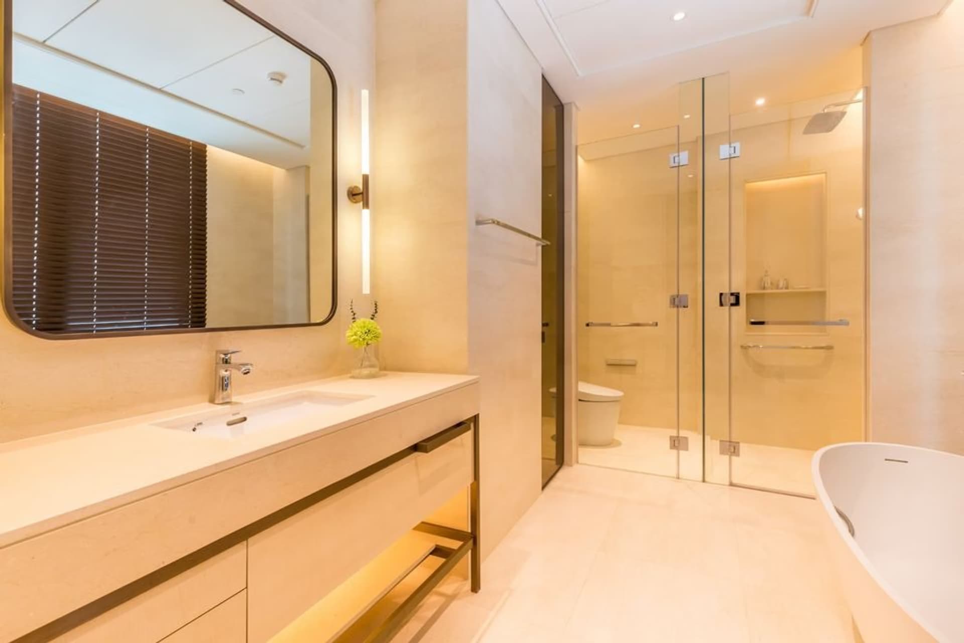 Condo for Rent, Sale at Baan Sindhorn - Image 6