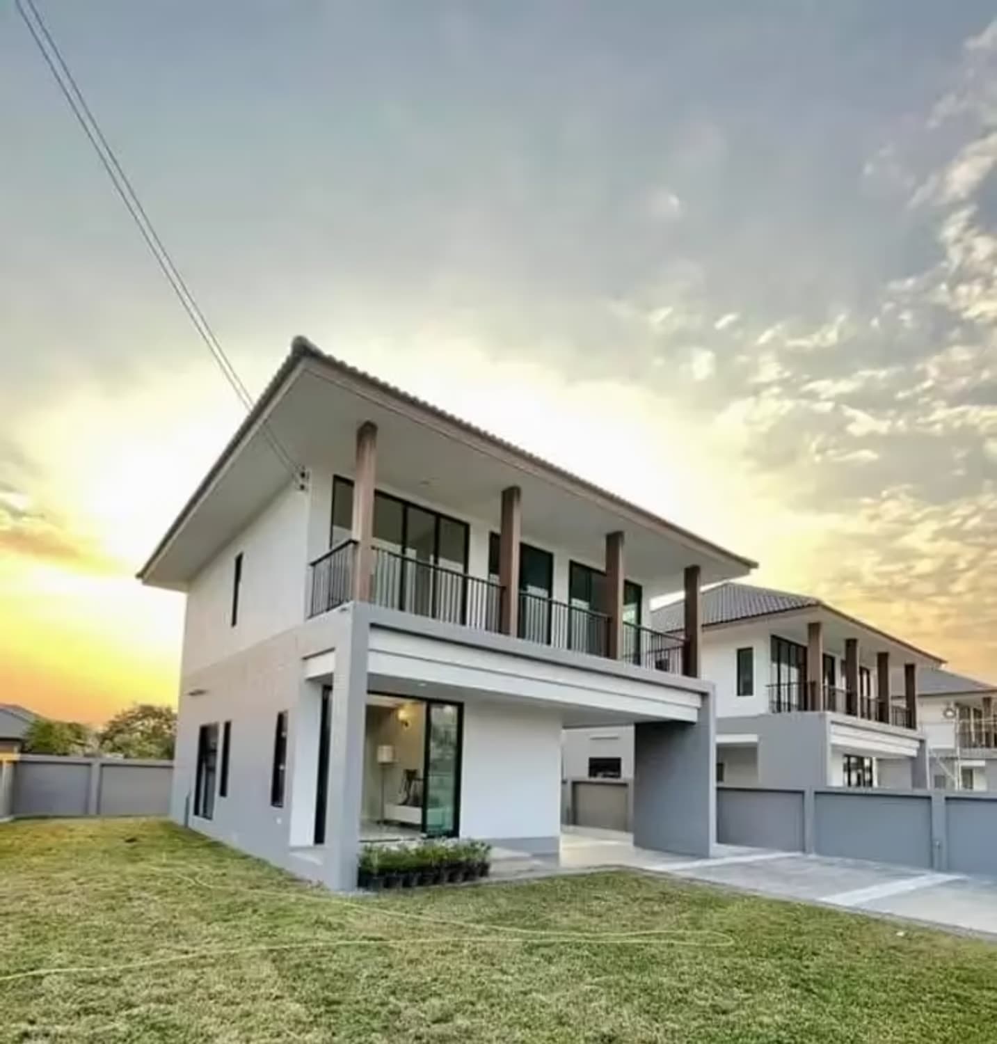 3 Bedroom House - Image 9