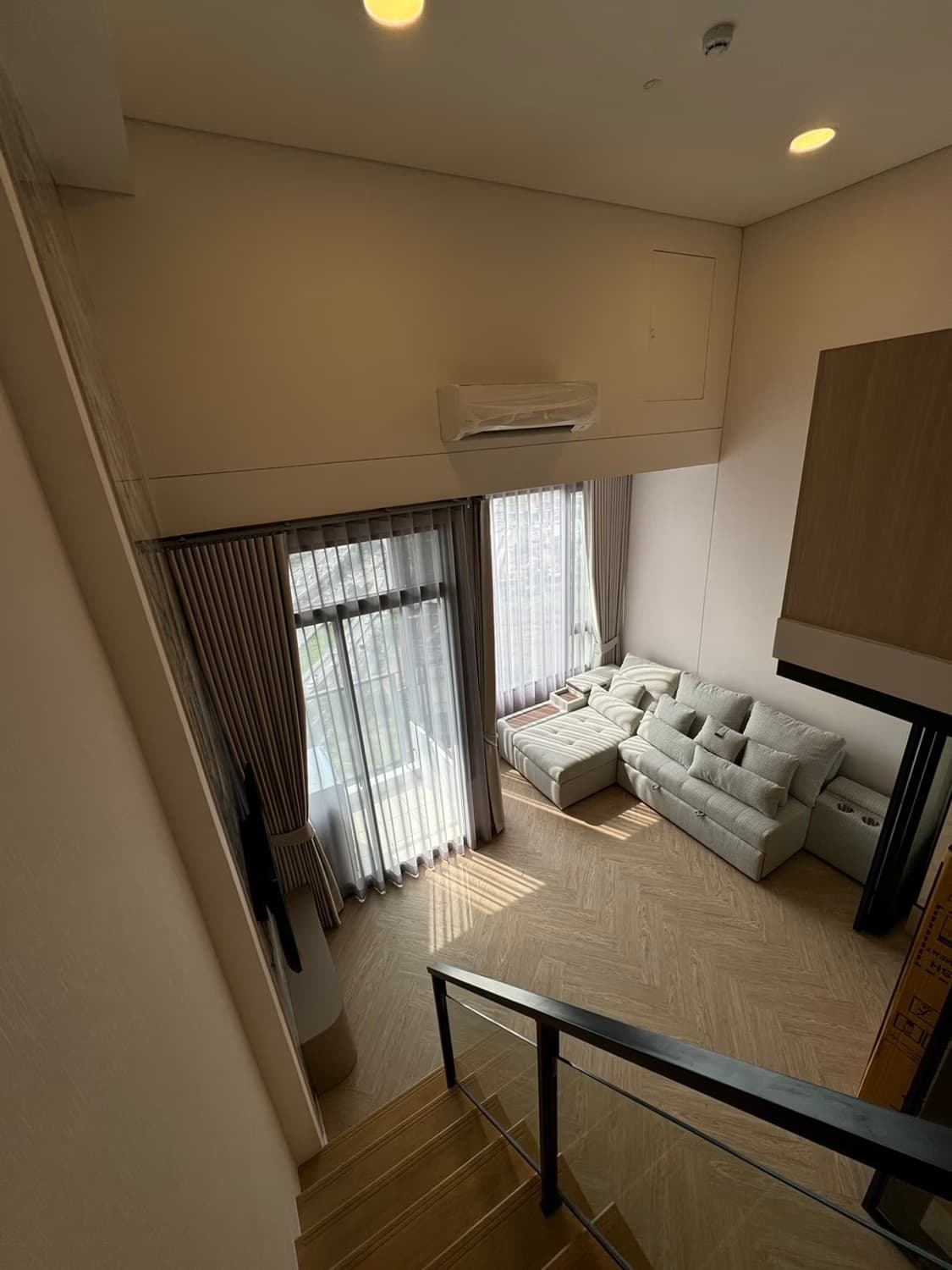 1 Bed Condo for Rent in Huai Khwang - Image 3
