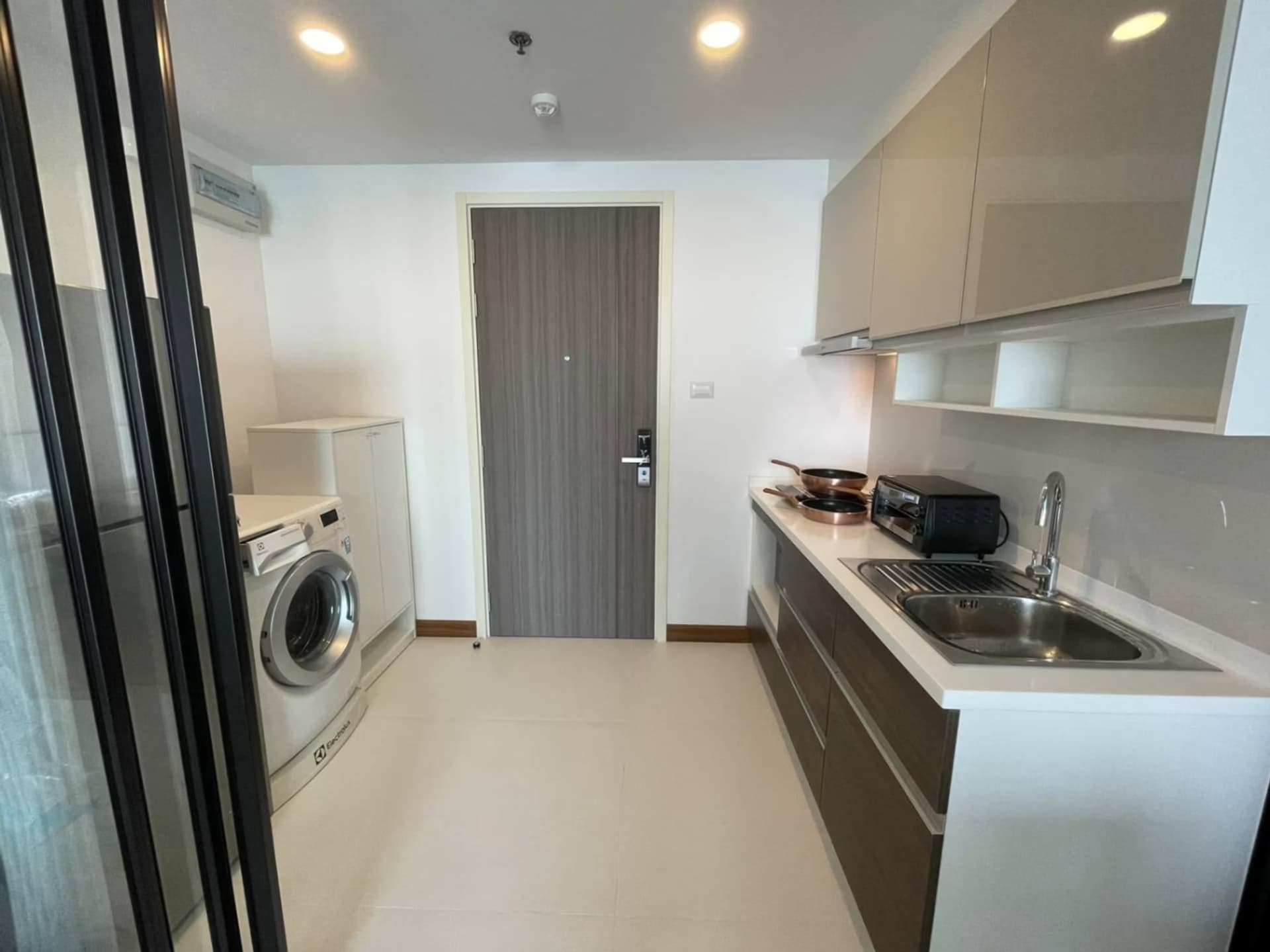 1 ห้องนอน คอนโด สำหรับ จำหน่าย ใน Khlong San - Image 2