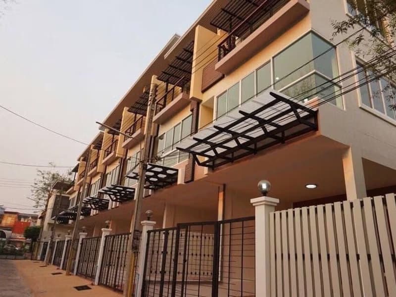 Townhouse for Sale in Suthep, Mueang Chiang Mai