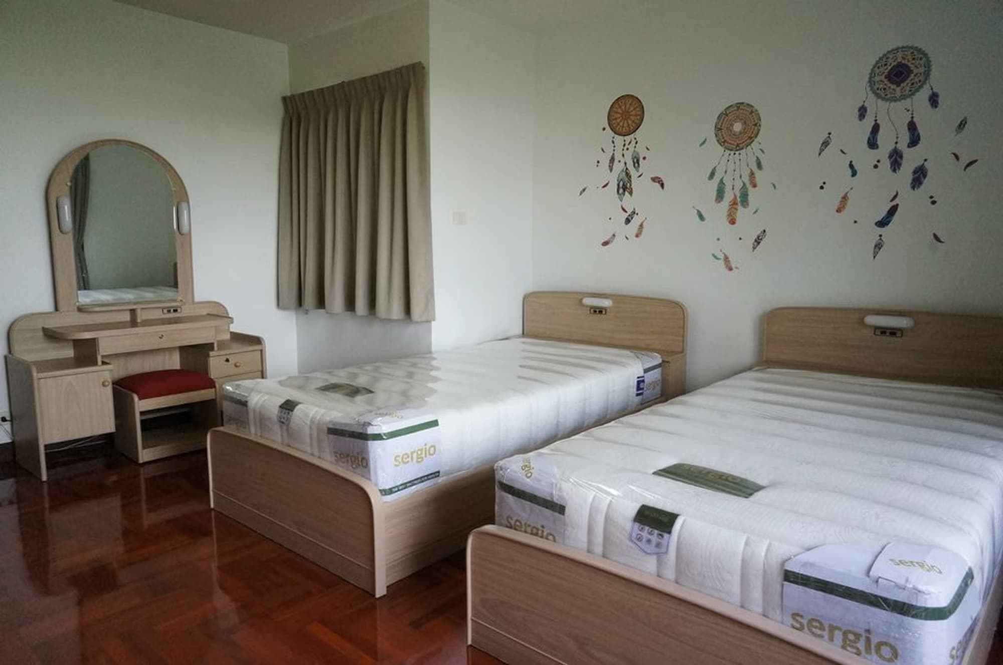 2 Bedroom Condo for Rent at Baan Suanpetch - Image 7