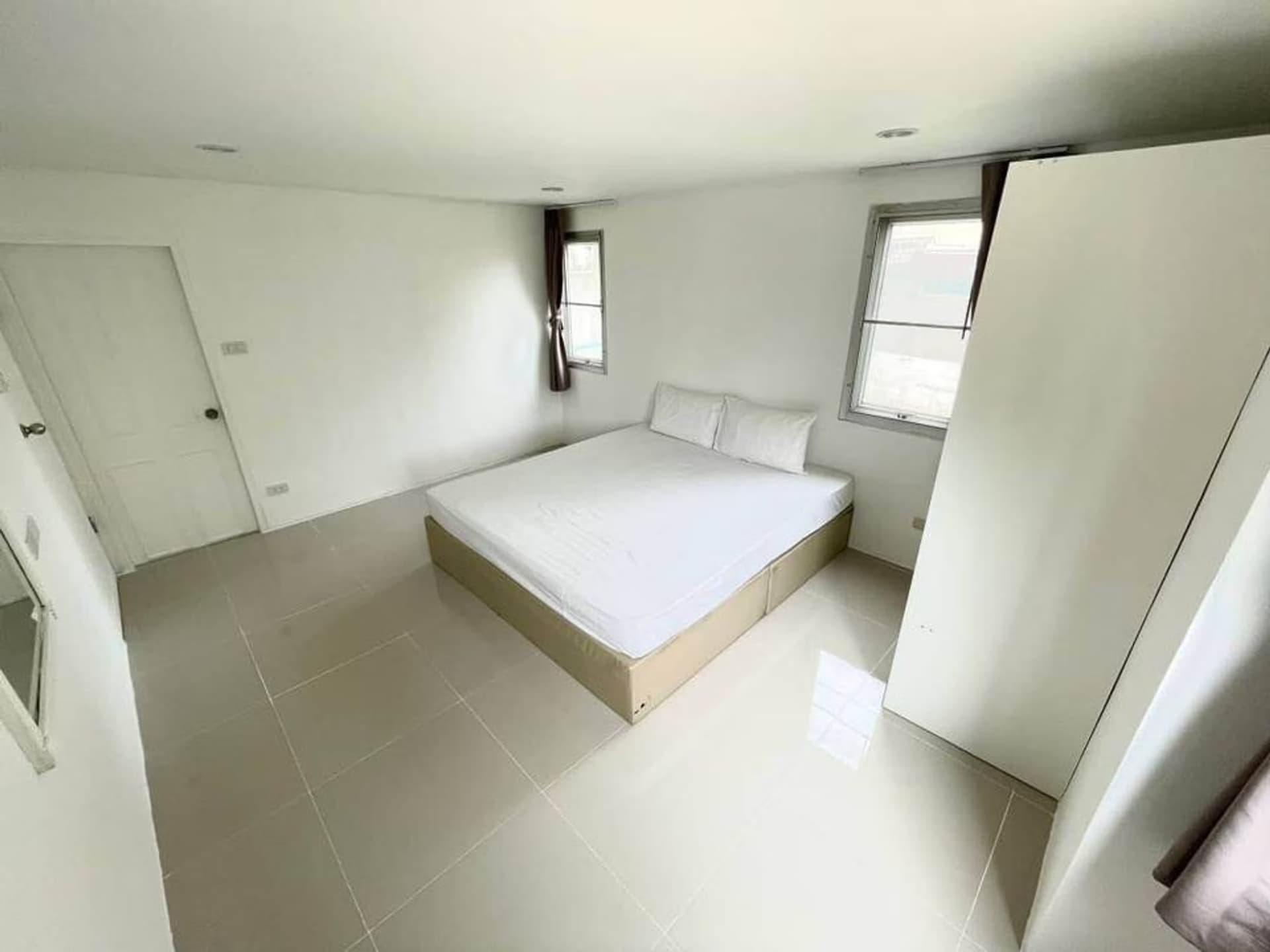 2 ห้องนอน Condo สำหรับ จำหน่าย ใน คลองเตย - Image 5