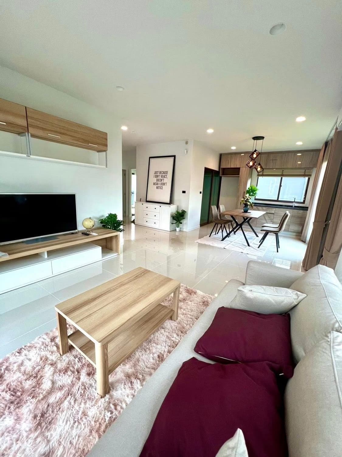 4 Bed House for Rent in Bang Kapi - Image 2