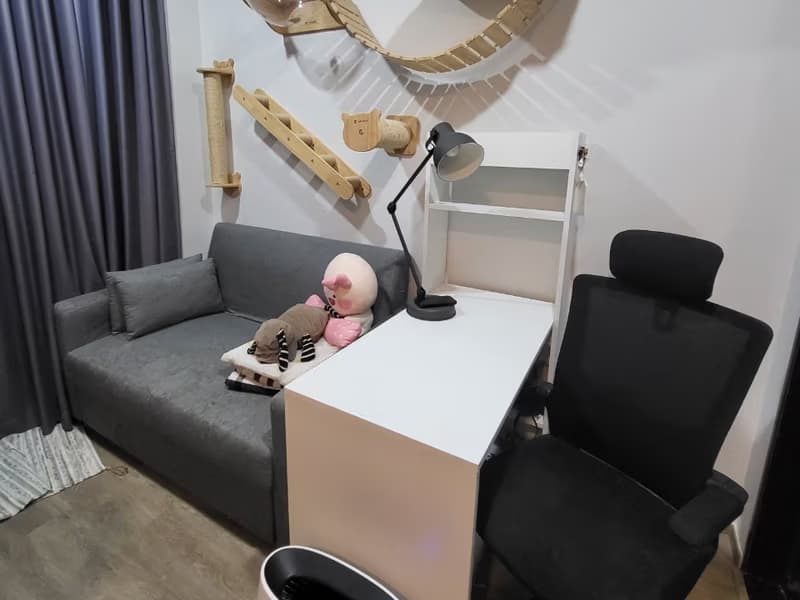1 Bedroom Condo