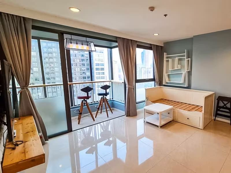 2 Bedroom Condo for rent at Ideo Q Ratchathewi