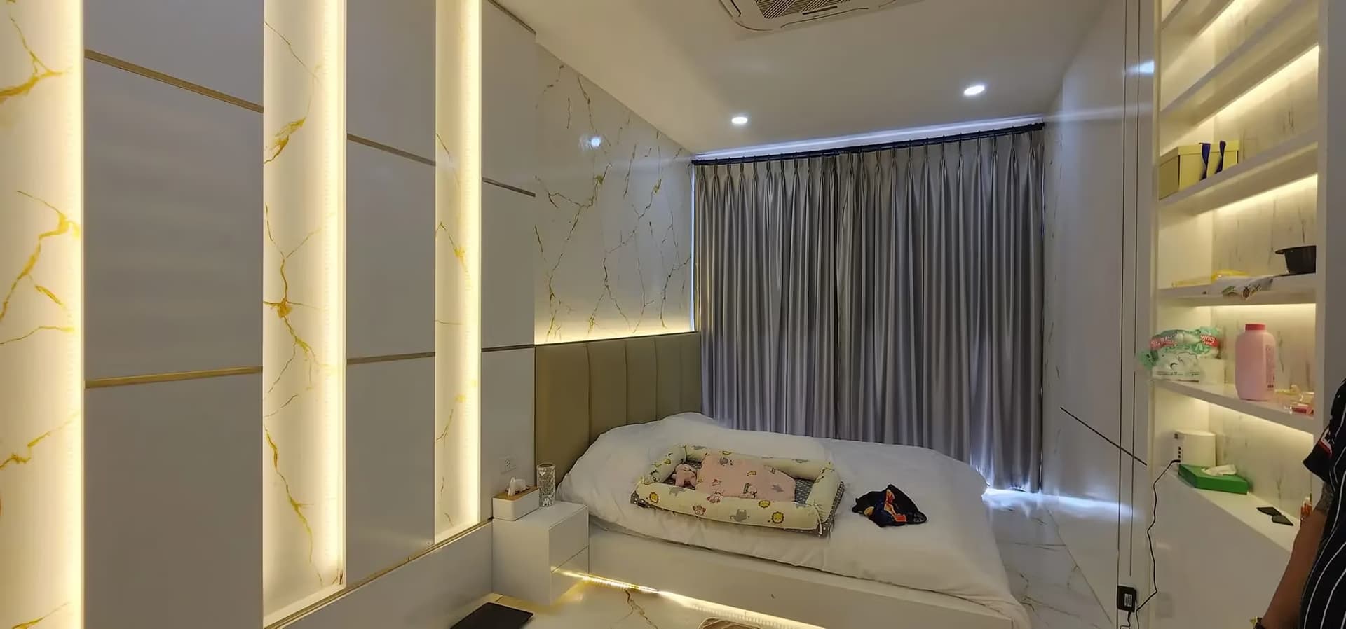 5 Bedroom House - Image 11