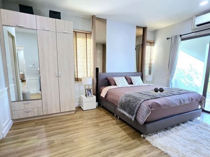 5 Bed House for Sale in Hang Dong