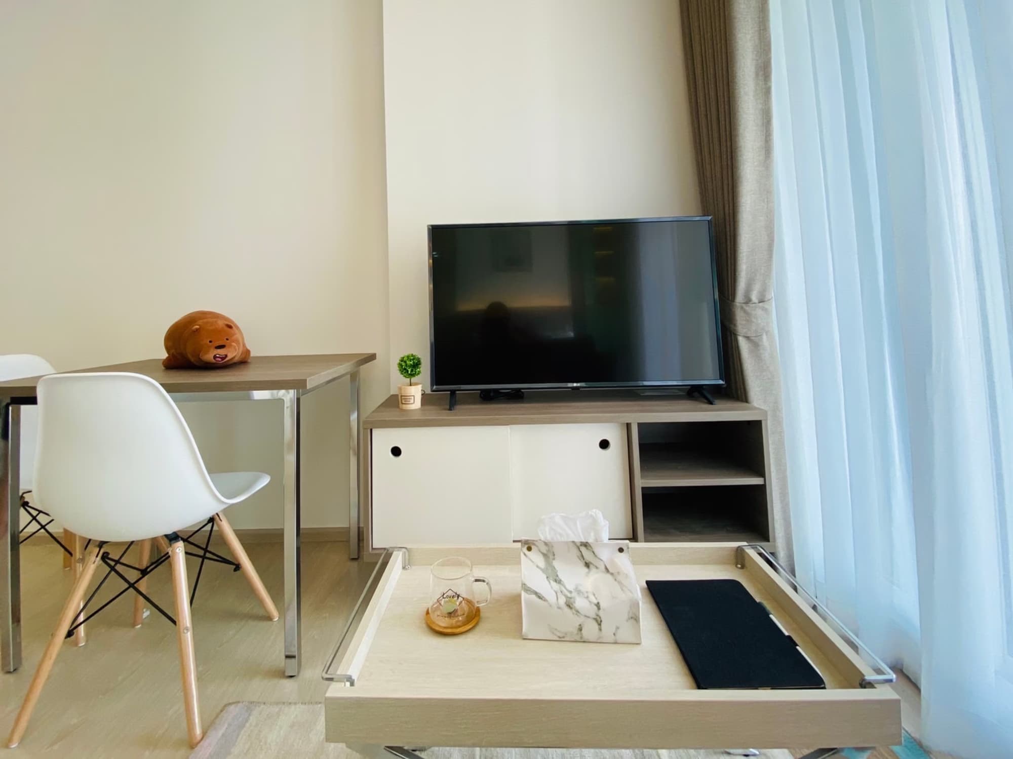 1 ห้องนอน Condo สำหรับ จำหน่าย ใกล้ Huai Khwang MRT - Image 2